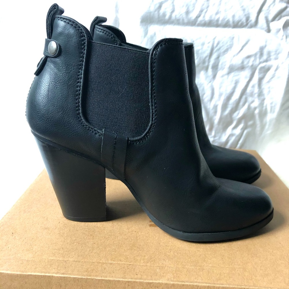 Carlos By Carlos Santana Black Ankle Booties
